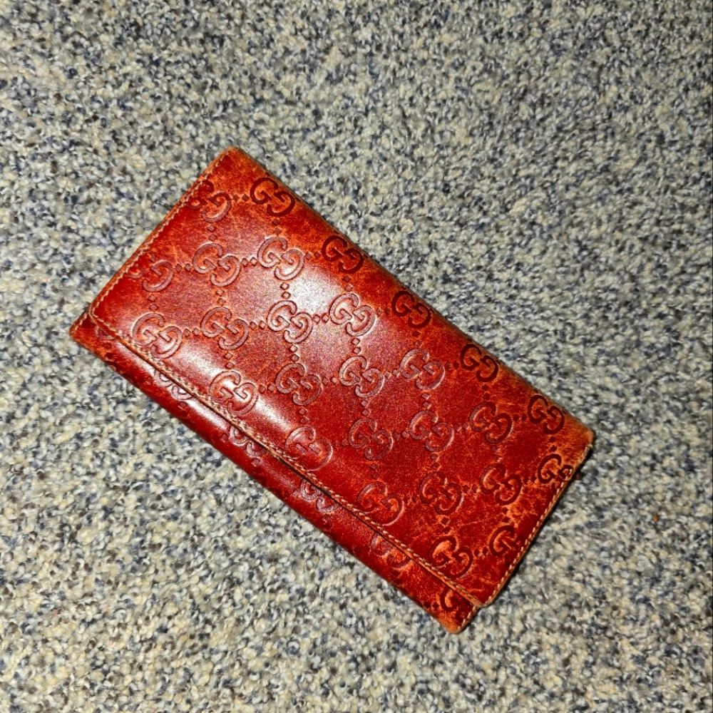 Gucci Women's Red Leather Wallet
